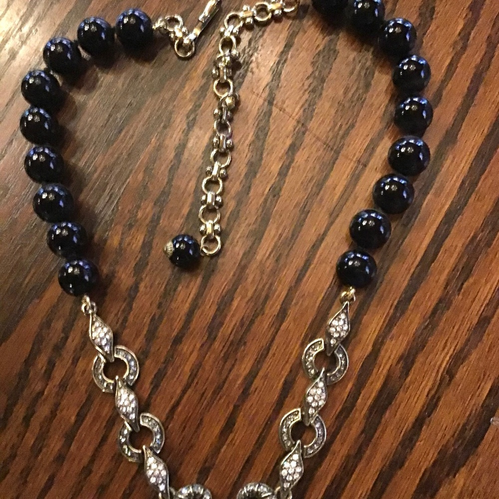 Black bead necklace - Picture 7 of 8
